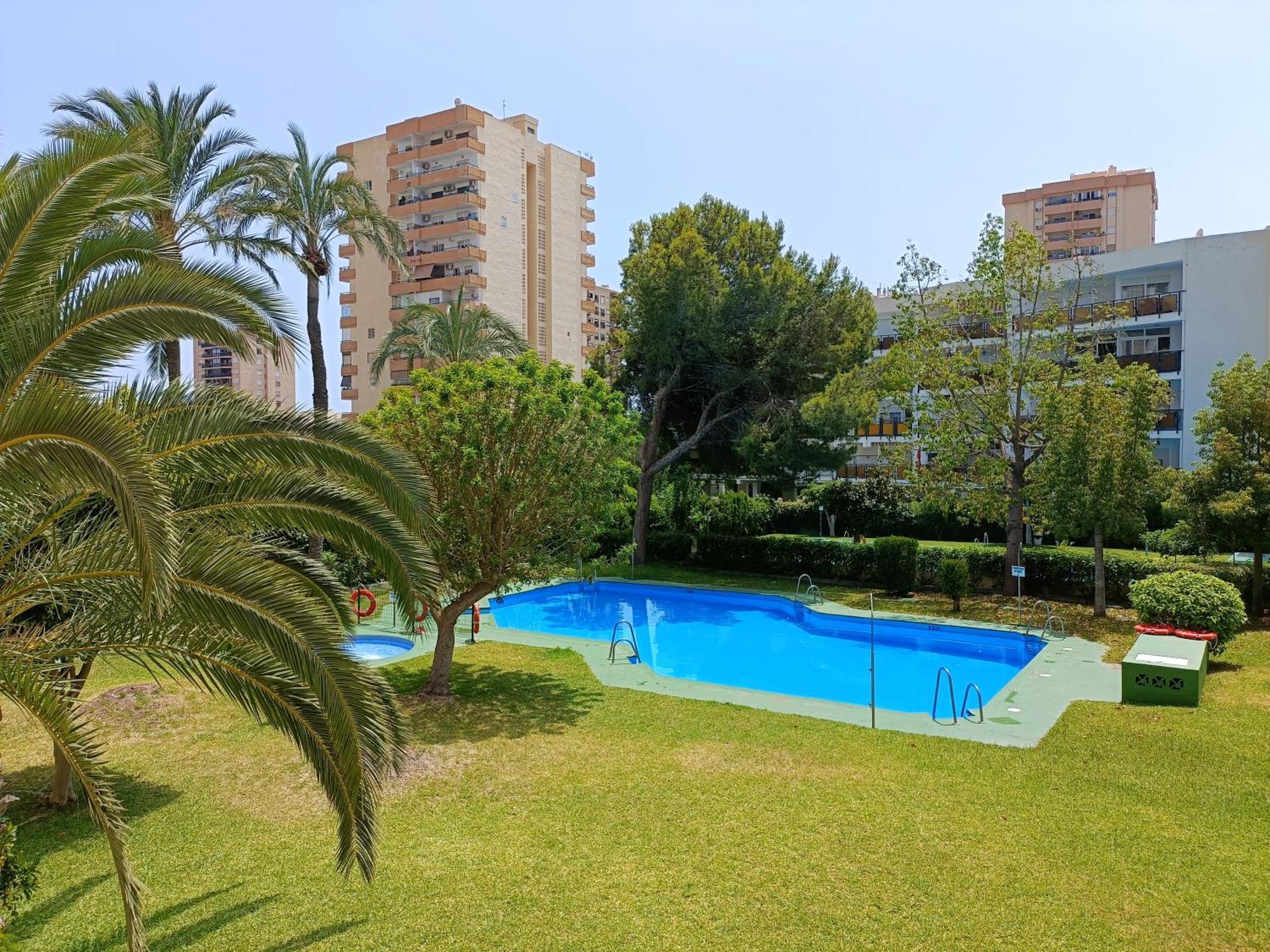 Geminis 504 Suite Con Terraza Y Vistas Al Mar Агуадулсе Екстериор снимка