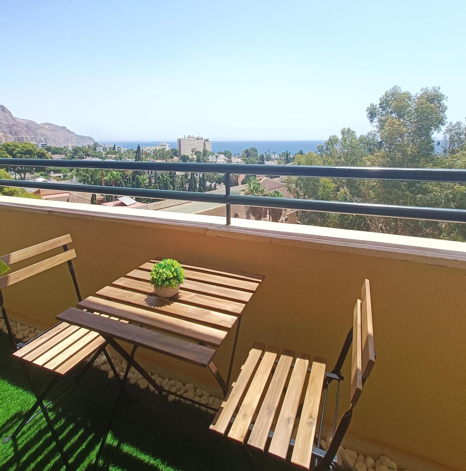 Geminis 504 Suite Con Terraza Y Vistas Al Mar Агуадулсе Екстериор снимка