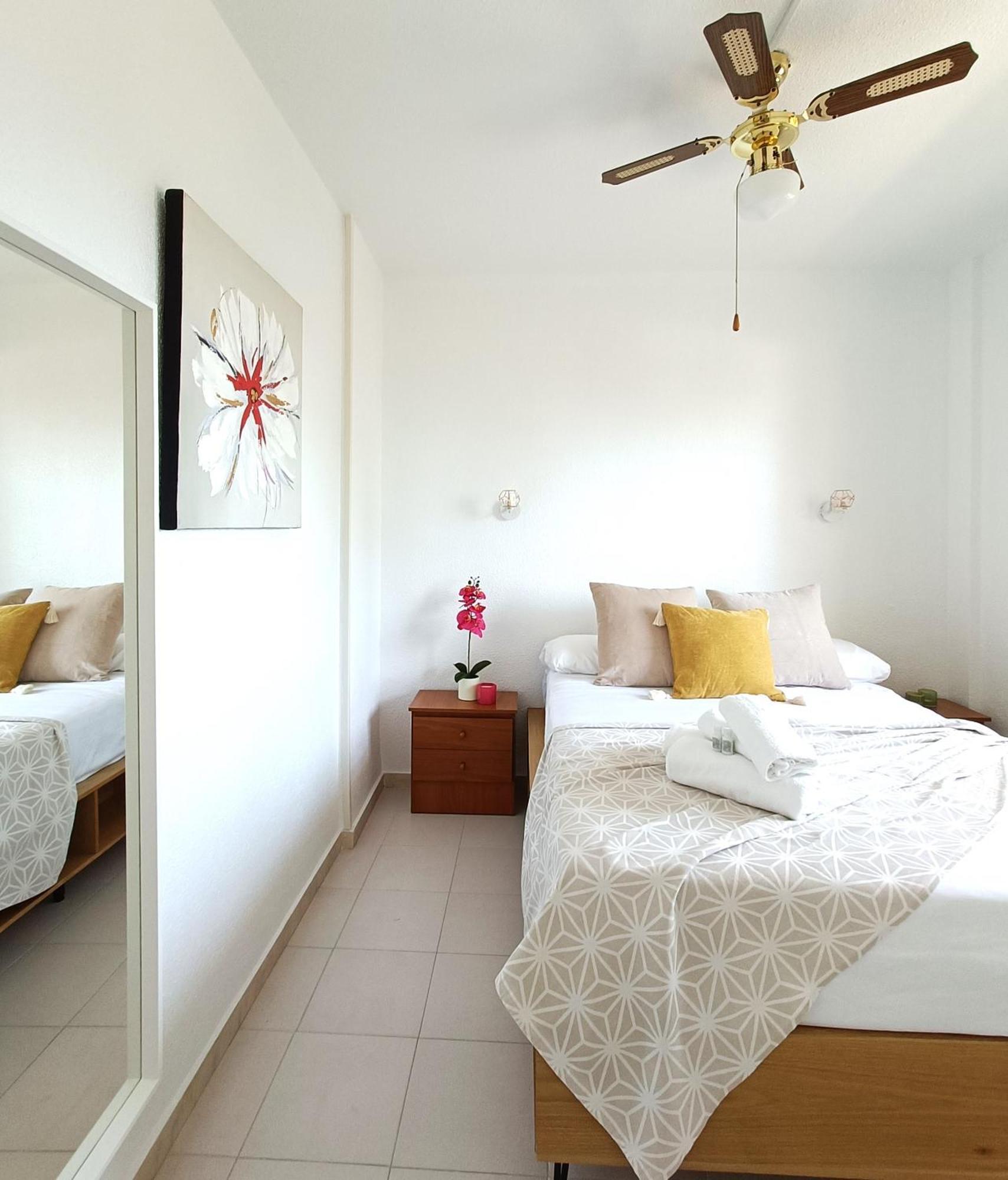 Geminis 504 Suite Con Terraza Y Vistas Al Mar Агуадулсе Екстериор снимка