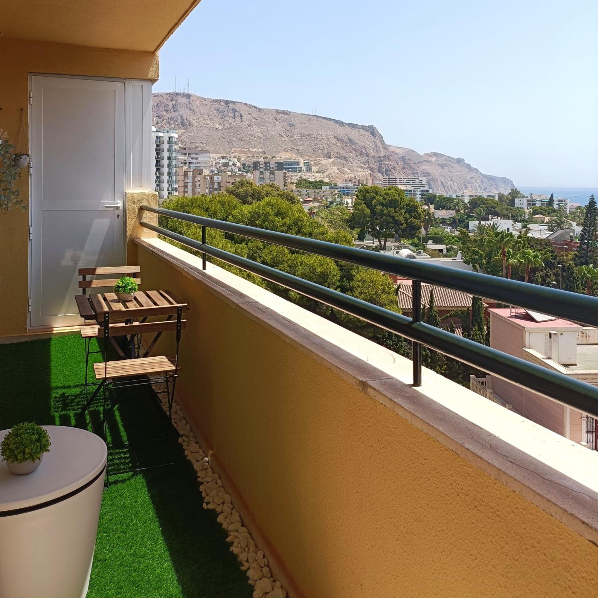 Geminis 504 Suite Con Terraza Y Vistas Al Mar Агуадулсе Екстериор снимка