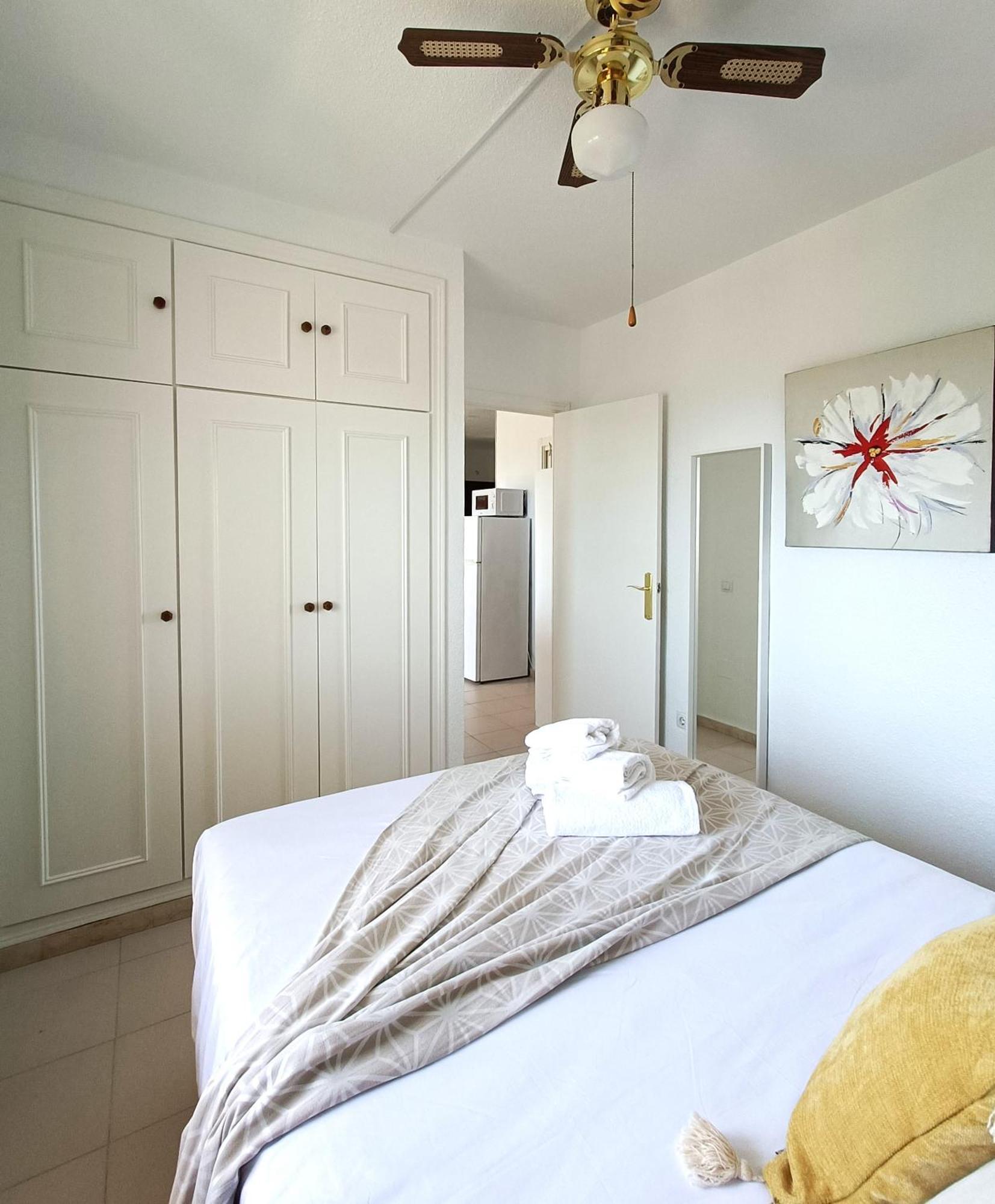 Geminis 504 Suite Con Terraza Y Vistas Al Mar Агуадулсе Екстериор снимка