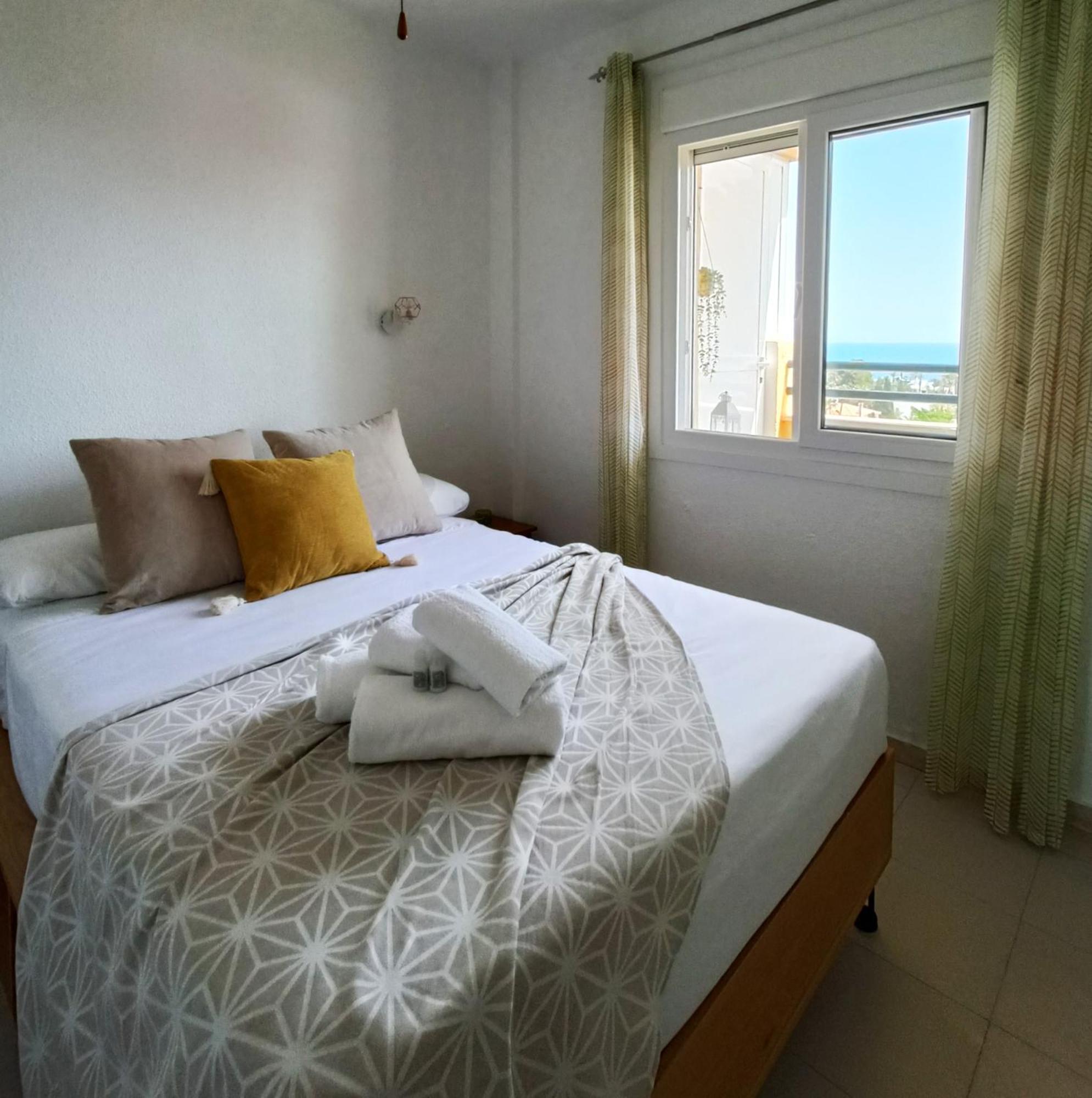 Geminis 504 Suite Con Terraza Y Vistas Al Mar Агуадулсе Екстериор снимка